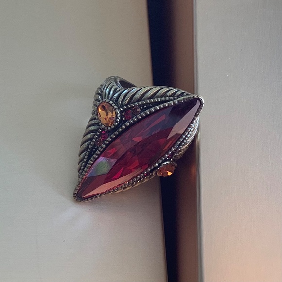 Heidi Daus Crystal Statement Ring Garnet SZ 9 - Picture 7 of 13